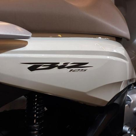 HONDA Biz 125 FLEX, Foto 3