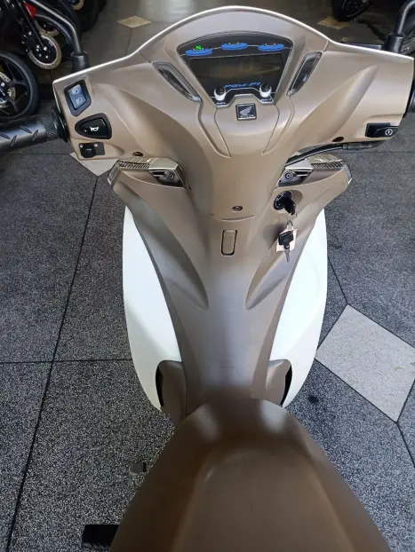 HONDA Biz 125 FLEX, Foto 6
