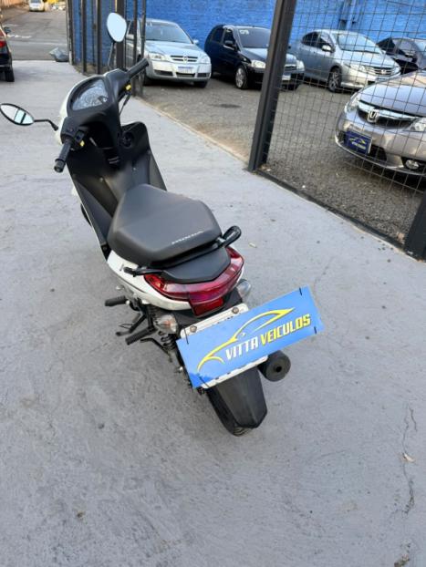 HONDA Biz 125 FLEX, Foto 4