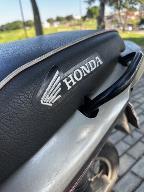 HONDA Biz 125 KS, Foto 9