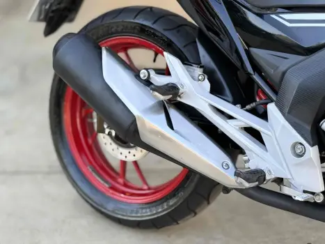 HONDA CB 250 F Twister FLEXONE, Foto 6