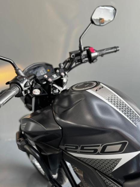 HONDA CB 250 F Twister FLEXONE, Foto 6 HONDA CB 250 F Twister FLEXONE, Foto 6