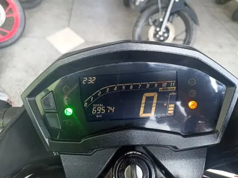 HONDA CB 250 F Twister FLEXONE, Foto 6