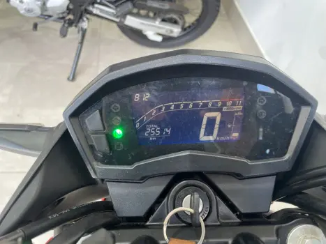 HONDA CB 250 F Twister FLEXONE, Foto 6