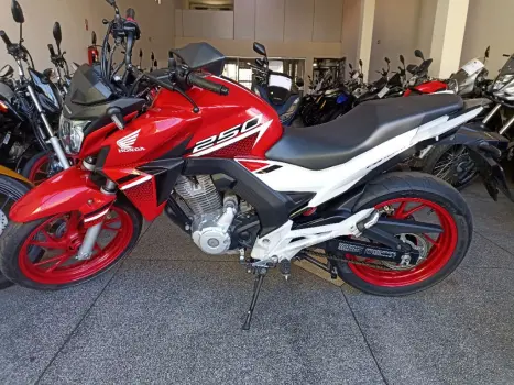 HONDA CB 250 F Twister FLEXONE, Foto 2