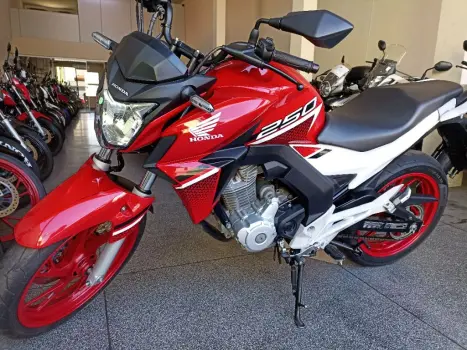 HONDA CB 250 F Twister FLEXONE, Foto 4