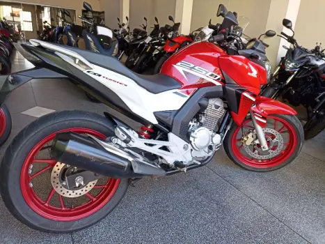 HONDA CB 250 F Twister FLEXONE, Foto 9