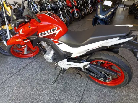 HONDA CB 250 F Twister FLEXONE, Foto 10