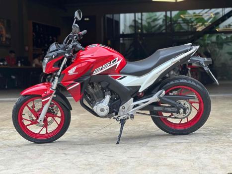 HONDA CB 250 F Twister FLEXONE, Foto 4