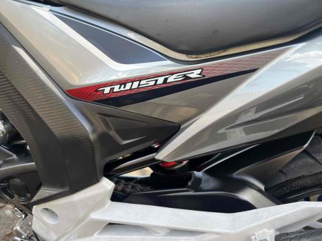 HONDA CB 250 F Twister FLEXONE, Foto 9