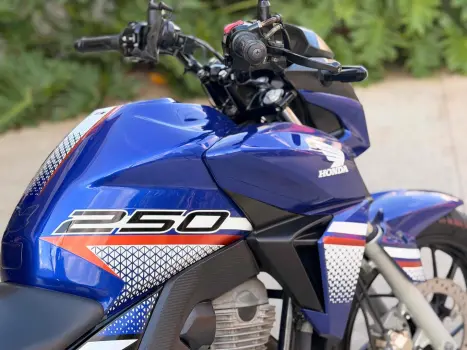 HONDA CB 250 F Twister FLEXONE, Foto 9