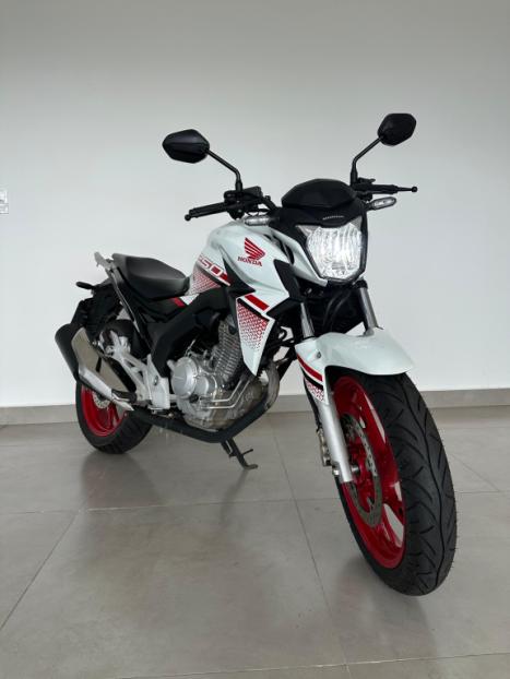 HONDA CB 250 F Twister FLEXONE, Foto 1