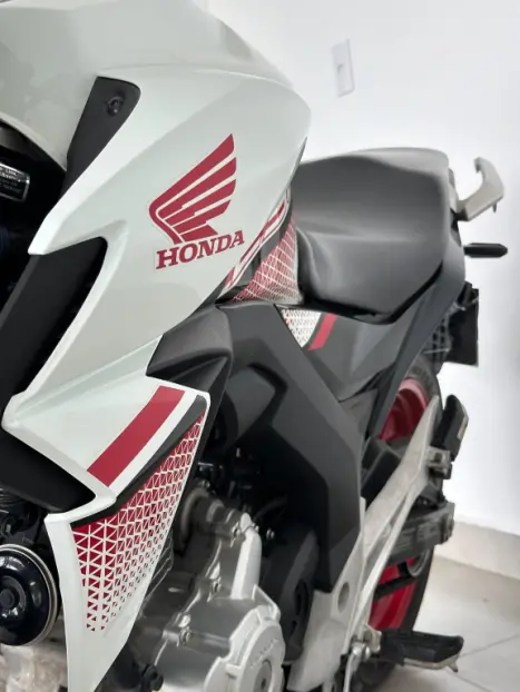 HONDA CB 250 F Twister FLEXONE, Foto 5