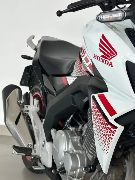 HONDA CB 250 F Twister FLEXONE, Foto 6