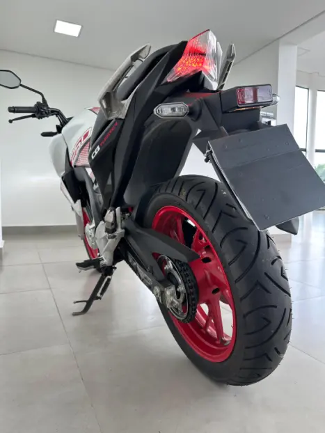 HONDA CB 250 F Twister FLEXONE, Foto 9