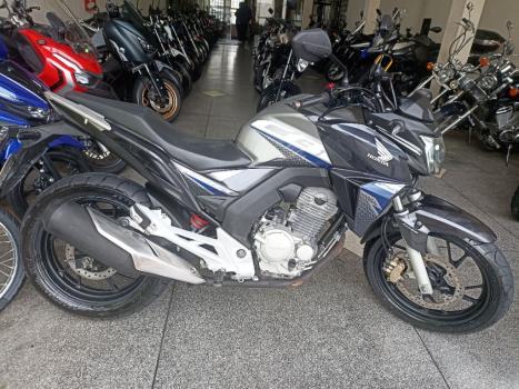 HONDA CB 250 F Twister FLEXONE, Foto 1