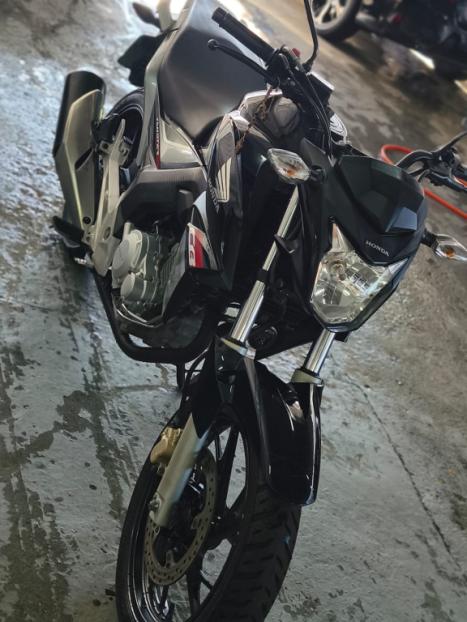HONDA CB 250 F Twister , Foto 6