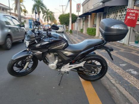 HONDA CB 250 F Twister , Foto 3