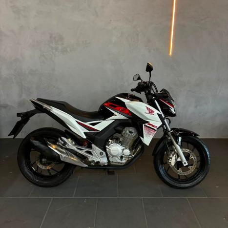HONDA CB 250 F Twister , Foto 1