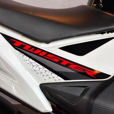 HONDA CB 250 F Twister , Foto 5