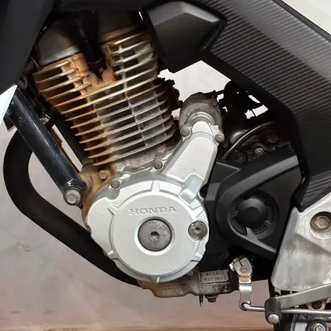 HONDA CB 250 F Twister , Foto 16