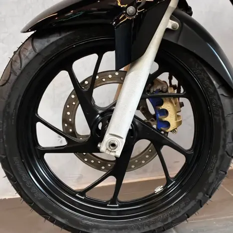 HONDA CB 250 F Twister , Foto 18