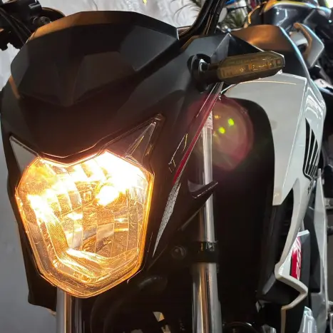 HONDA CB 250 F Twister , Foto 20