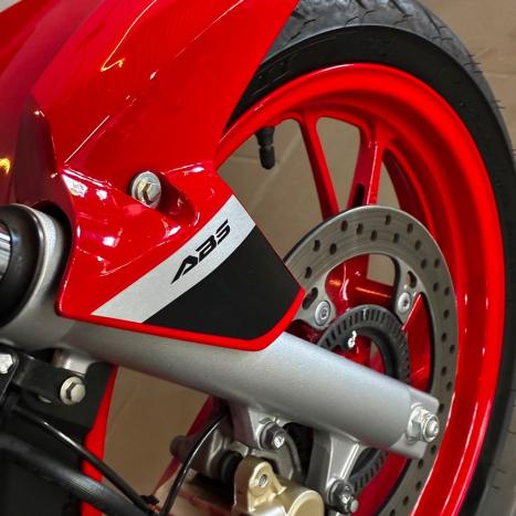 HONDA CB 250 F Twister , Foto 7