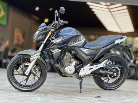 HONDA CB 250 F Twister FLEXONE, Foto 2