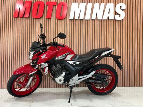HONDA CB 250 F Twister , Foto 2