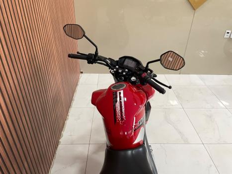 HONDA CB 250 F Twister , Foto 7