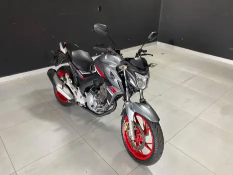 HONDA CB 250 F Twister FLEXONE, Foto 1