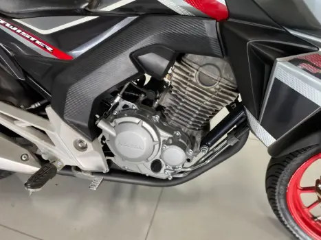 HONDA CB 250 F Twister FLEXONE, Foto 5