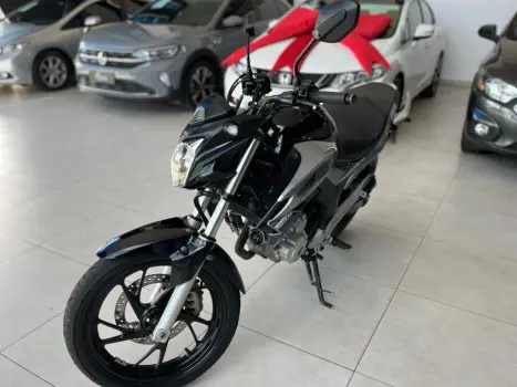 HONDA CB 250 F Twister , Foto 2