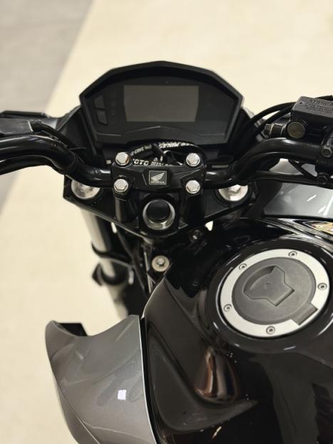 HONDA CB 250 F Twister FLEXONE, Foto 2