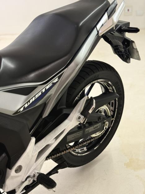 HONDA CB 250 F Twister FLEXONE, Foto 3