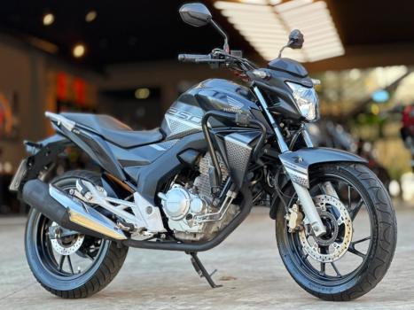 HONDA CB 250 F Twister FLEXONE, Foto 1