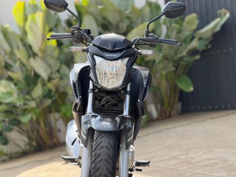 HONDA CB 250 F Twister FLEXONE, Foto 6