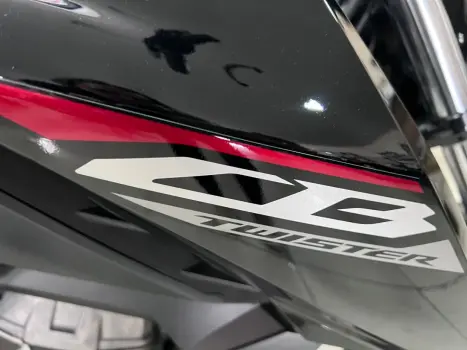HONDA CB 300 F Twister FLEX CBS, Foto 10