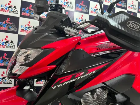 HONDA CB 300 F Twister FLEX ABS, Foto 4