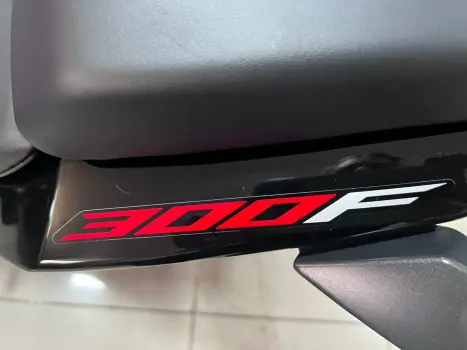 HONDA CB 300 F Twister FLEX ABS, Foto 5