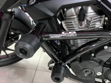 HONDA CB 300 F Twister FLEX ABS, Foto 6
