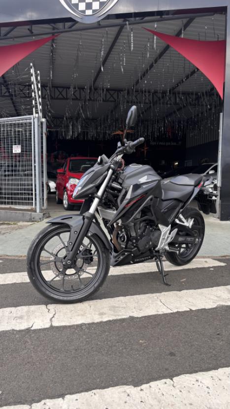 HONDA CB 300 F Twister FLEX CBS, Foto 3