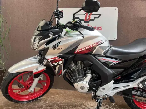 HONDA CB 300 F Twister FLEX CBS, Foto 3