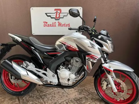 HONDA CB 300 F Twister FLEX CBS, Foto 6