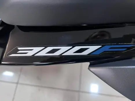 HONDA CB 300 F Twister FLEX ABS, Foto 8