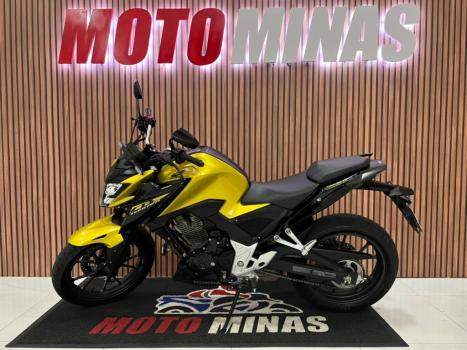 HONDA CB 300 F Twister FLEX ABS, Foto 2