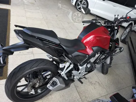 HONDA CB 300 F Twister FLEX ABS, Foto 2