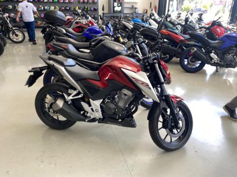 HONDA CB 300 F Twister FLEX ABS, Foto 1