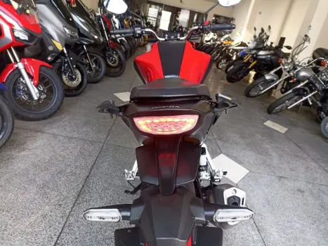 HONDA CB 300 F Twister FLEX CBS, Foto 8